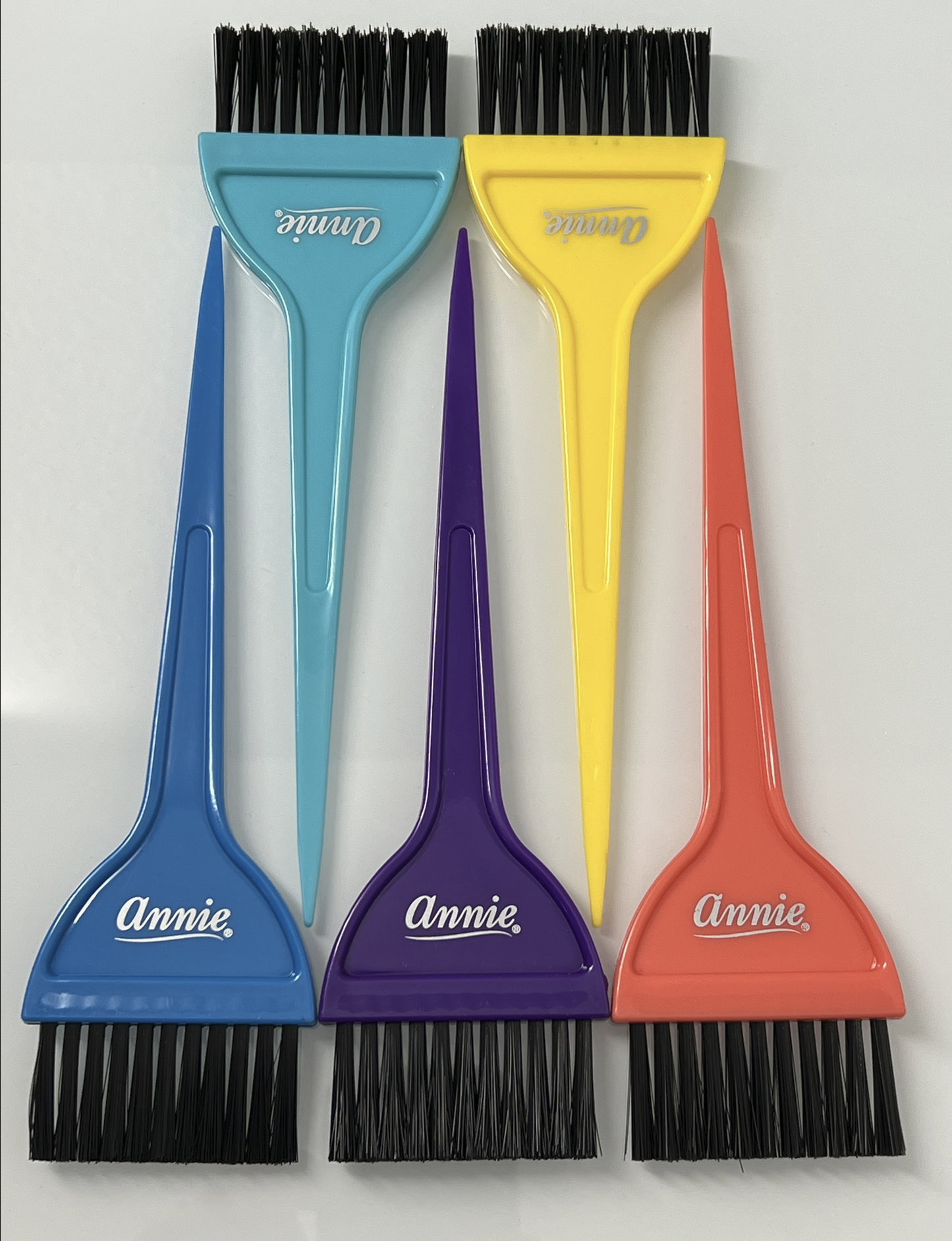 ANNIE DYE BRUSH - ASSORTED COLORS